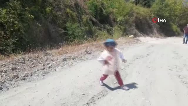 Türkiye nin en kısa boylu kadını köyüne yol istedi